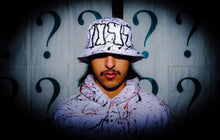 Load image into Gallery viewer, WB BUCKET HAT
